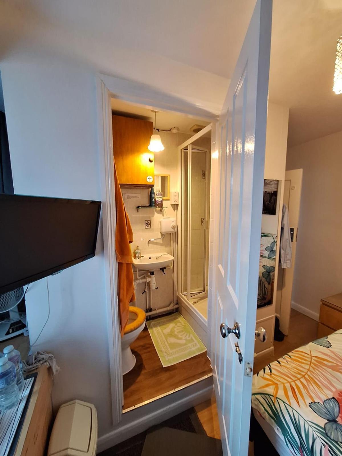 Harrow B & B Luaran gambar