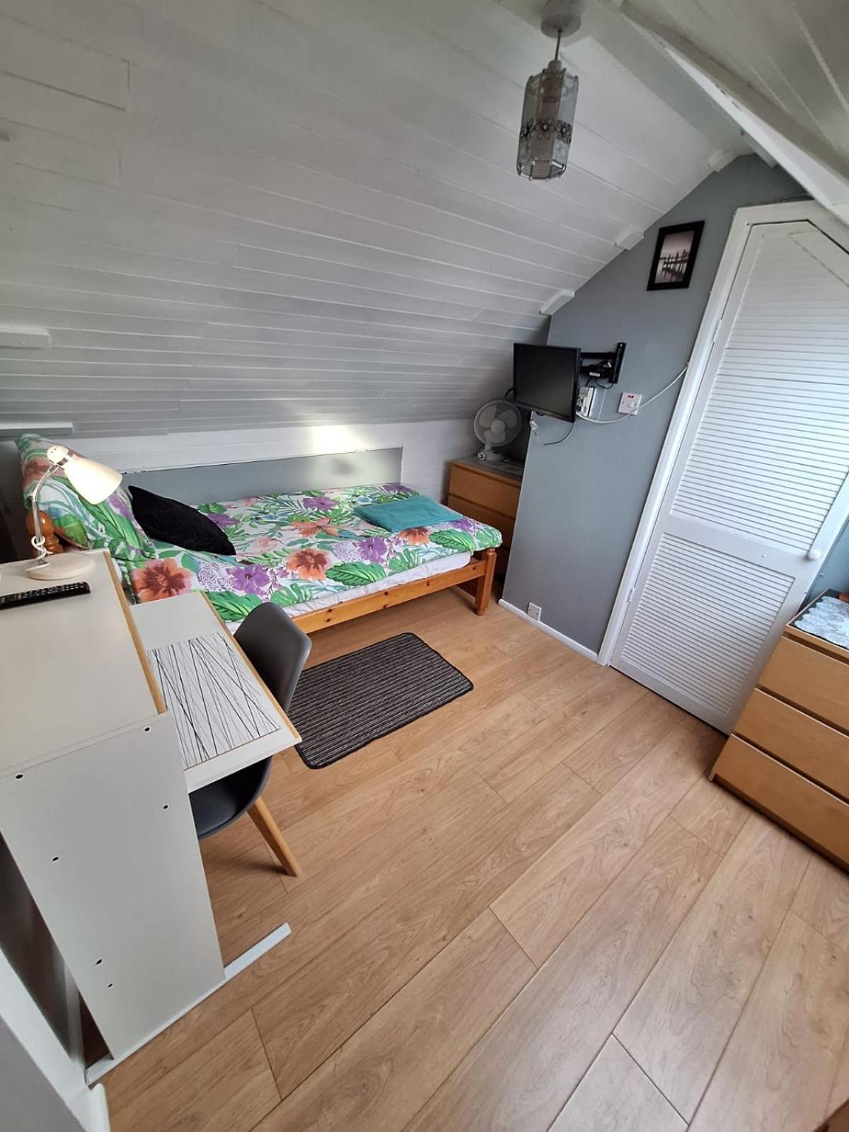 Harrow B & B Luaran gambar