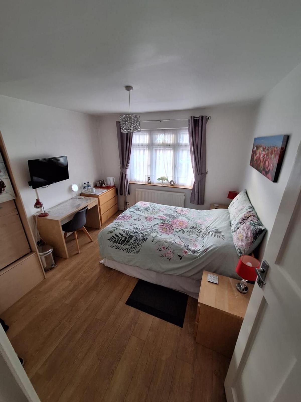 Harrow B & B Luaran gambar